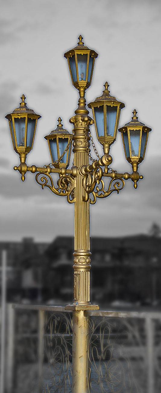 city-lamp